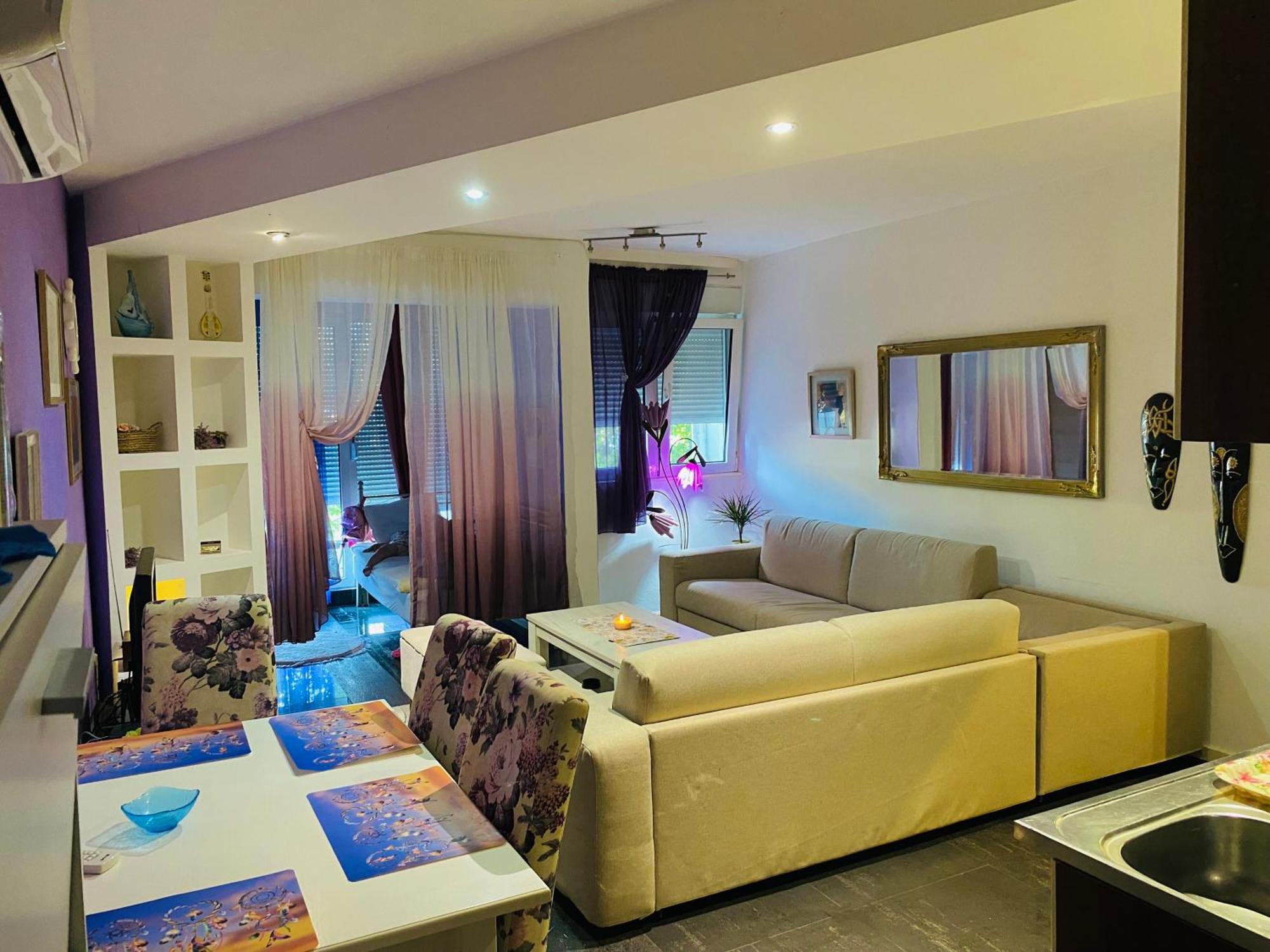 Dorotea Butterfly Budva Bagian luar foto